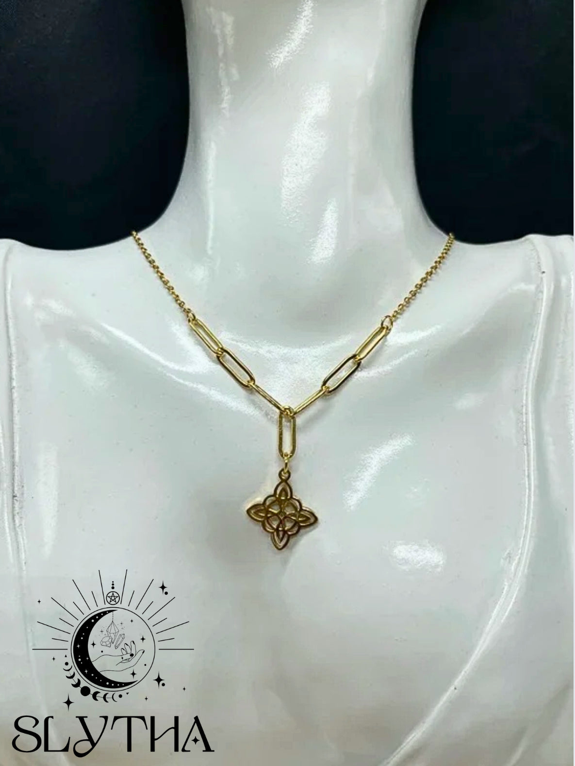 Collier Noeud de sorcière en acier inoxydable