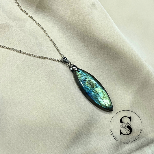 Collier labradorite