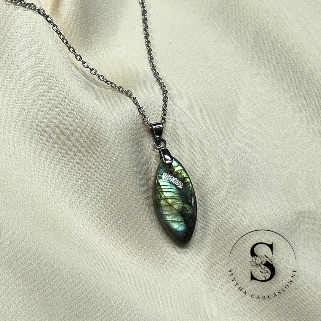 Collier labradorite